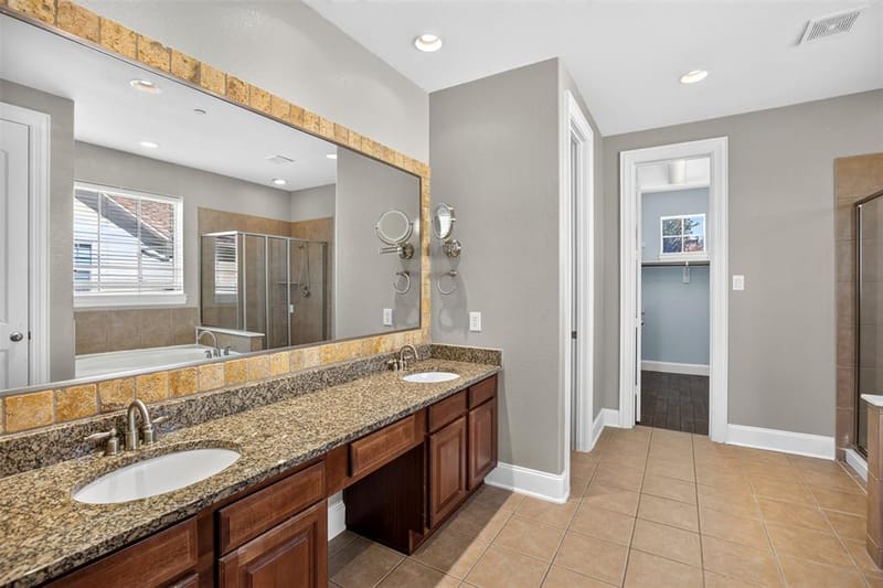 1563 Camino Lago, Irving TX 75039 - Photo 20