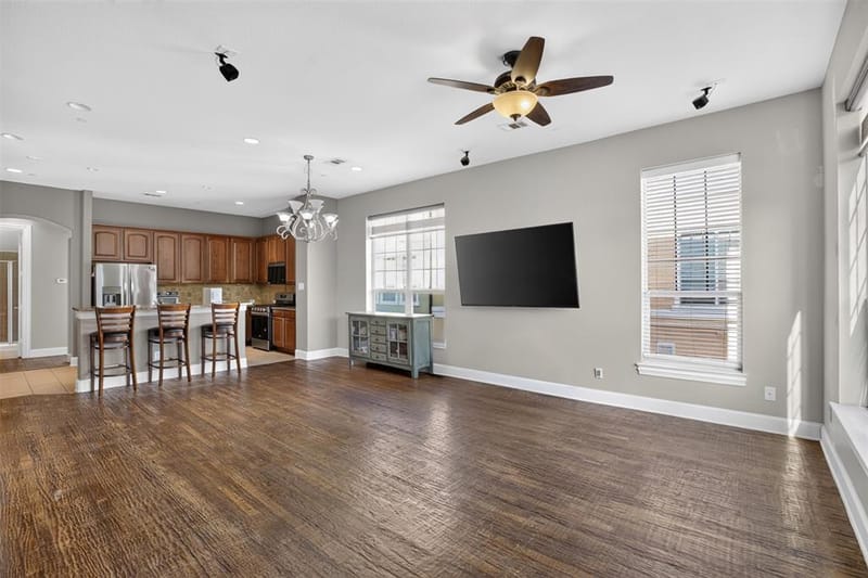 1563 Camino Lago, Irving TX 75039 - Photo 10