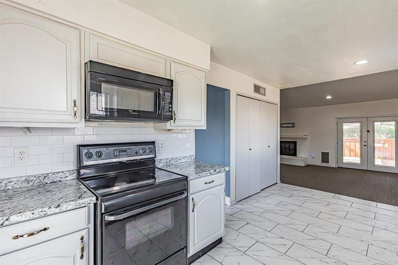 2901 Gayle Drive, Garland TX 75044 - Photo 14