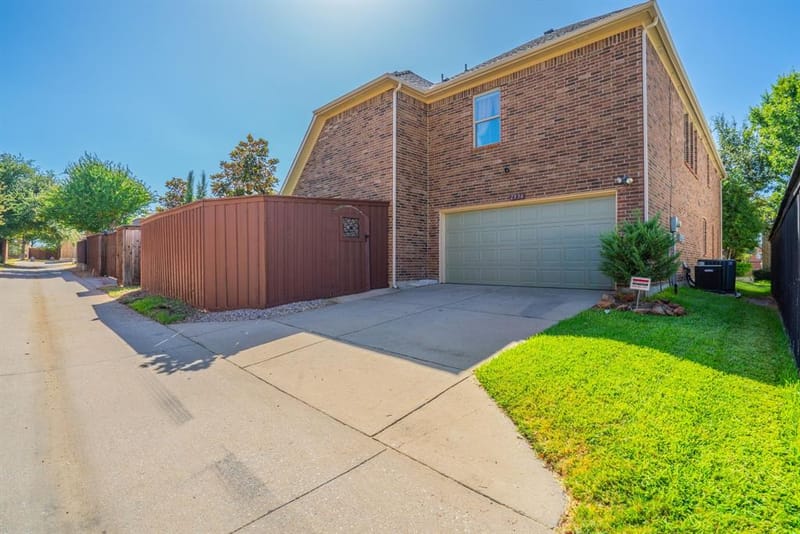 2336 Kittyhawk Drive, Frisco TX 75033 - Photo 32