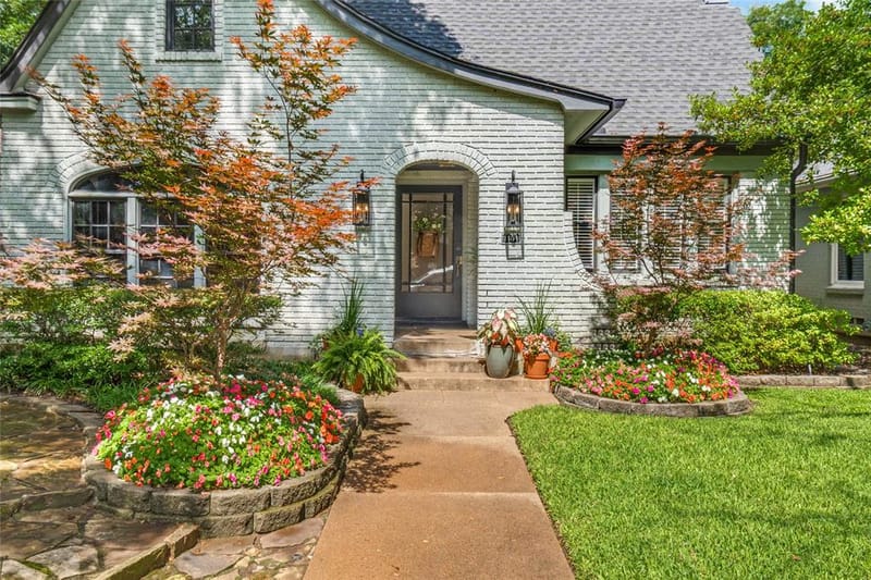 1151 N Winnetka Avenue, Dallas TX 75208 - Photo 3