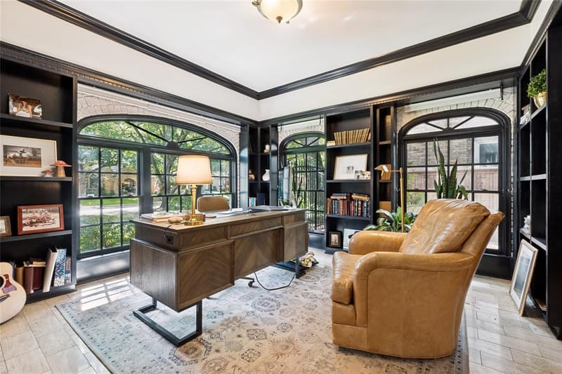 1151 N Winnetka Avenue, Dallas TX 75208 - Photo 4