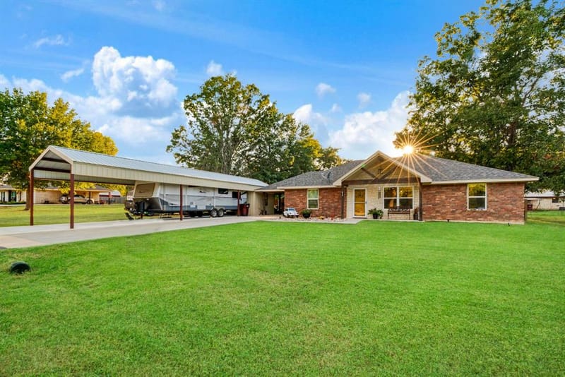 650 FENDLEY, Blossom TX 75416 - Photo 21