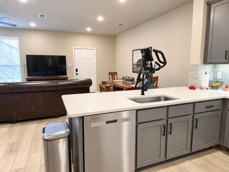 3722 Malibu Drive, Sherman TX 75090 - Photo 6