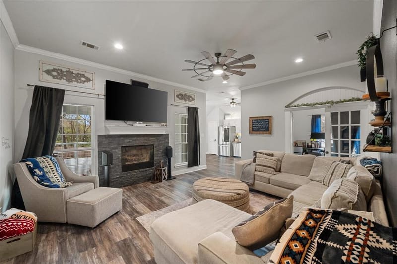 460 Admiral Drive, Gun Barrel City TX 75156