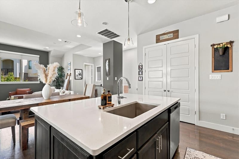 7846 Verona Place, Dallas TX 75231 - Photo 17
