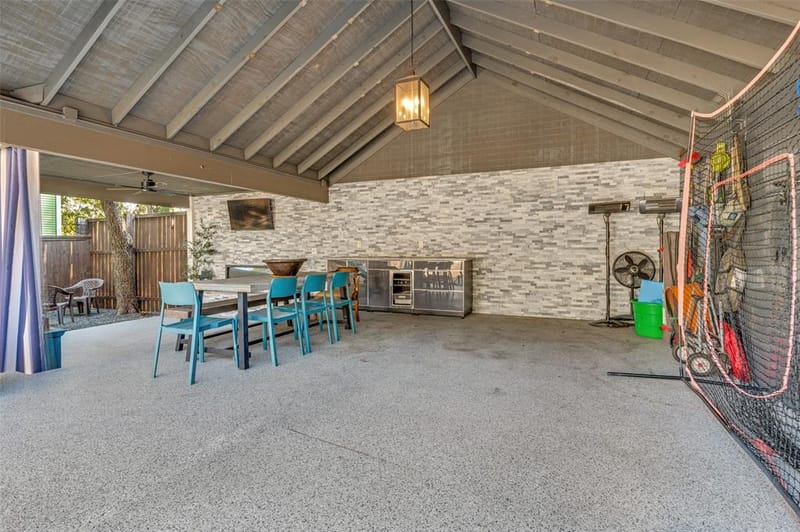 1010 Woodlawn Avenue, Dallas TX 75208 - Photo 22