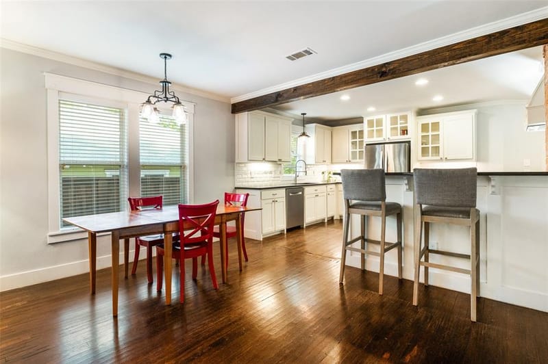 1010 Woodlawn Avenue, Dallas TX 75208 - Photo 9