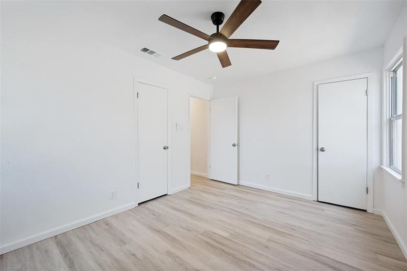 125 NE Cindy Lane, Burleson TX 76028 - Photo 16