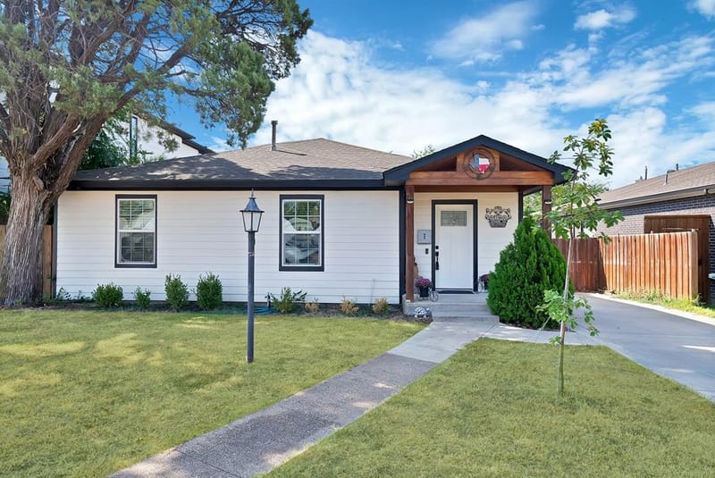 4622 Newmore Avenue, Dallas TX 75209