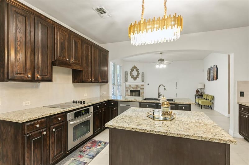 3925 Gardenia Lane, McKinney TX 75070 - Photo 3