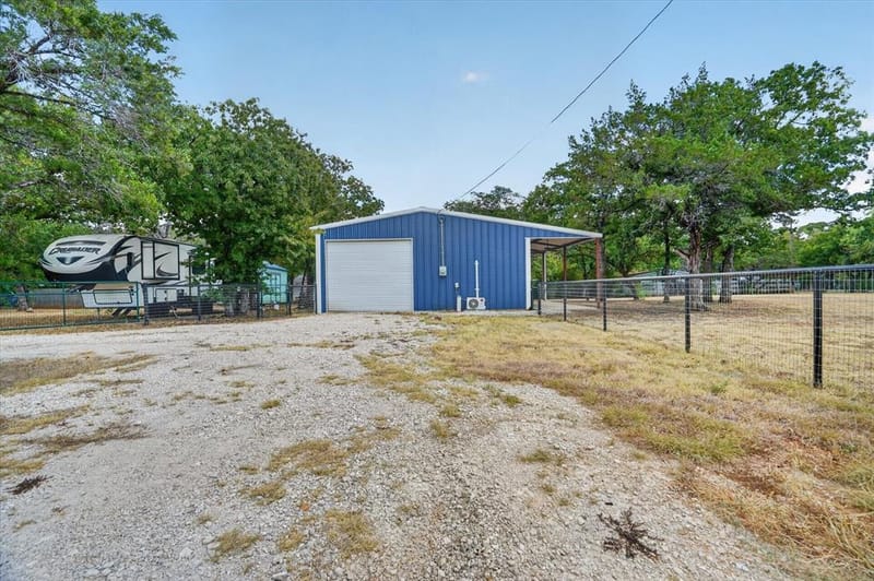 237 Live Oak Loop, Whitney TX 76692 - Photo 15