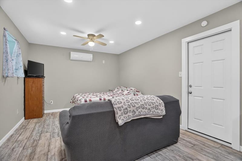237 Live Oak Loop, Whitney TX 76692 - Photo 19