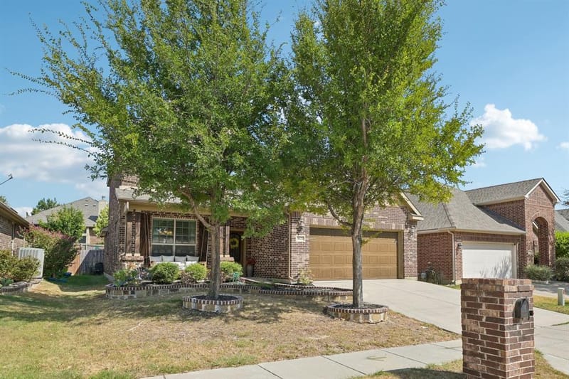 8624 Tribute Lane, Fort Worth TX 76131 - Photo 2