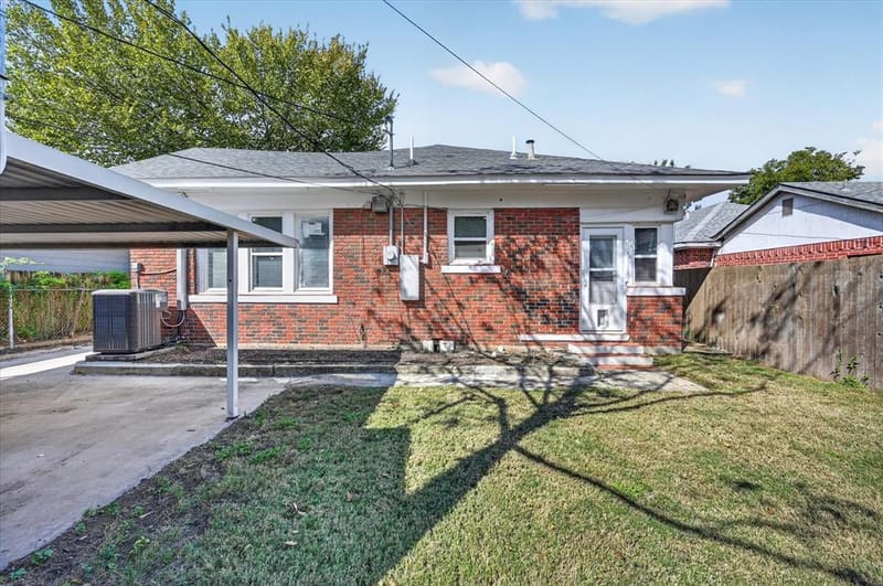 316 S Montreal Avenue, Dallas TX 75208 - Photo 29