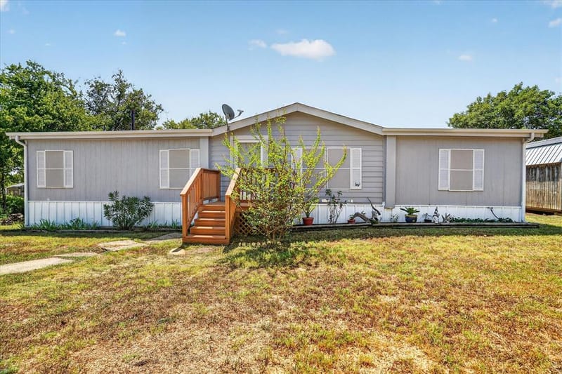 824 Quail Run, Cleburne TX 76031 - Photo 3