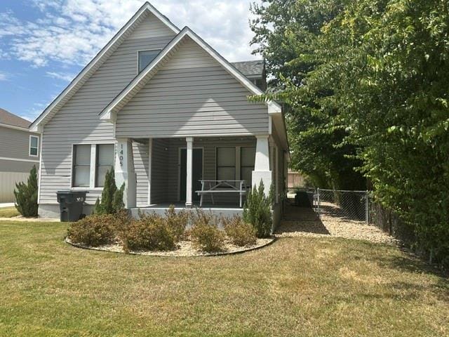 1405 James, Waco TX 76706