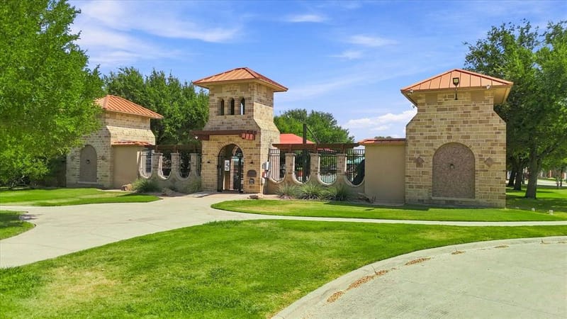 9900 Amosite Drive, Fort Worth TX 76131 - Photo 28