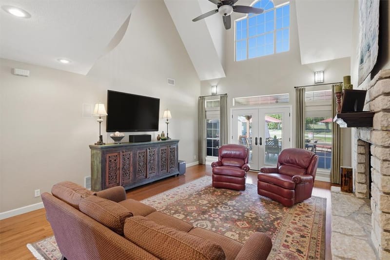 8649 River Hills Road, Godley TX 76044 - Photo 6