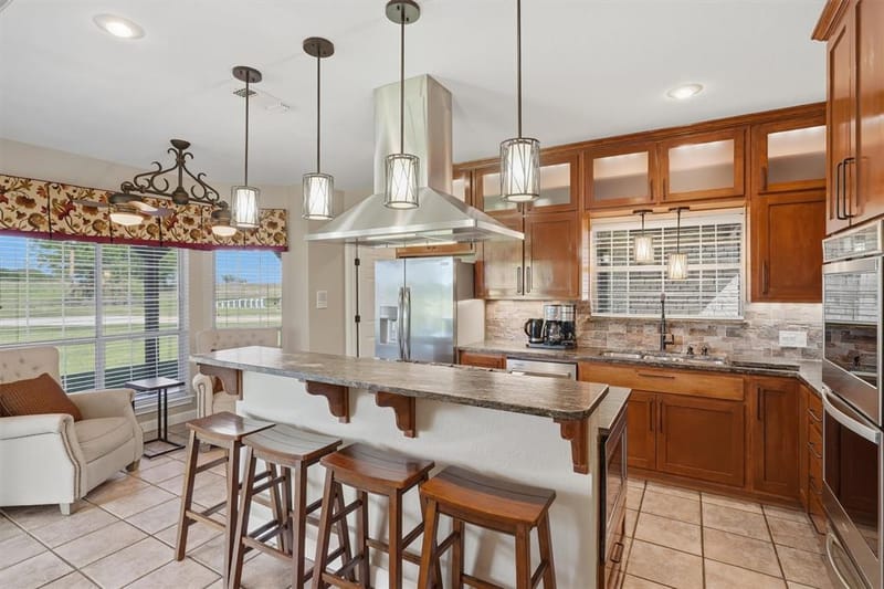 8649 River Hills Road, Godley TX 76044 - Photo 8