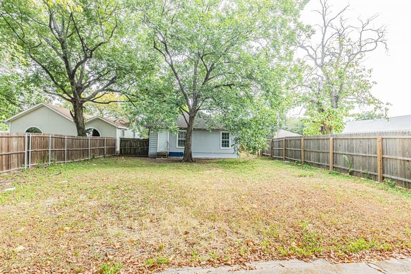 2543 E Ann Arbor Avenue, Dallas TX 75216 - Photo 38
