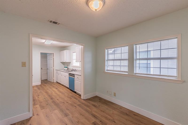 2543 E Ann Arbor Avenue, Dallas TX 75216 - Photo 11