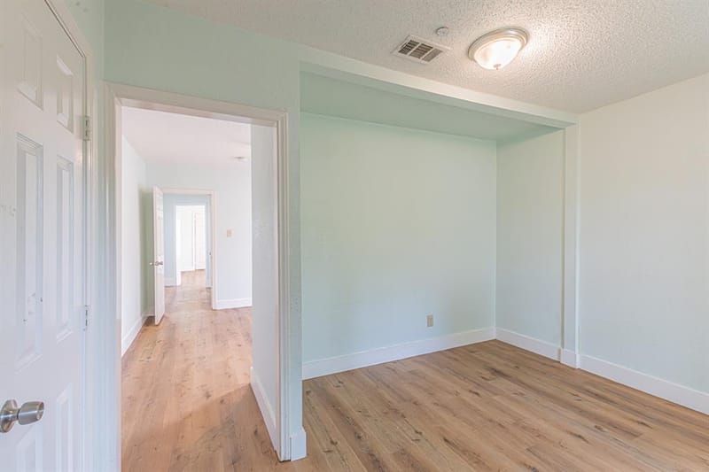 2543 E Ann Arbor Avenue, Dallas TX 75216 - Photo 31
