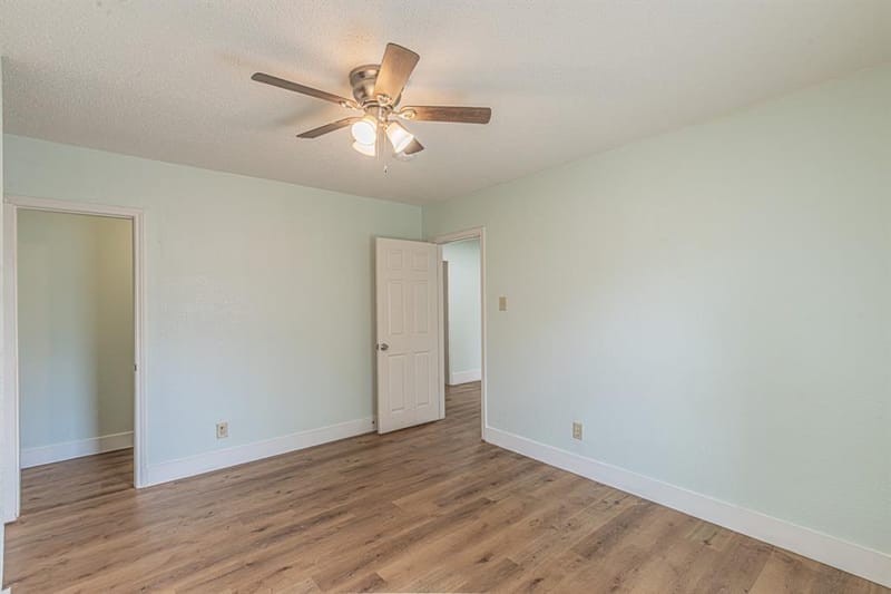 2543 E Ann Arbor Avenue, Dallas TX 75216 - Photo 25