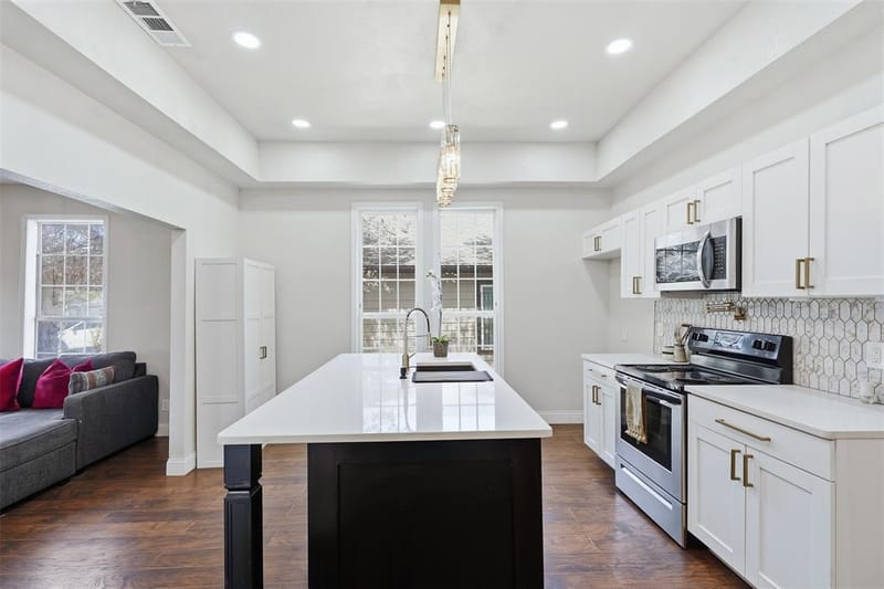 1321 Stewart Street, Fort Worth TX 76104 - Photo 12
