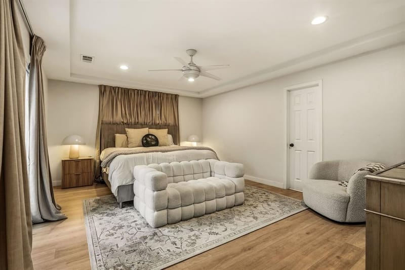 7429 Tangleglen Drive, Dallas TX 75248 - Photo 17