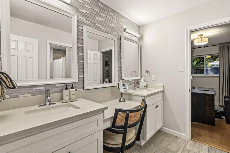7429 Tangleglen Drive, Dallas TX 75248 - Photo 24