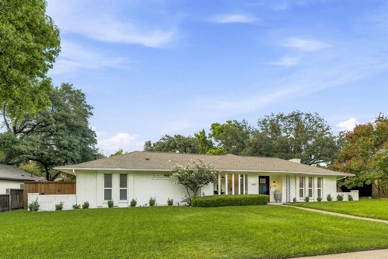 7429 Tangleglen Drive, Dallas TX 75248 - Photo 35