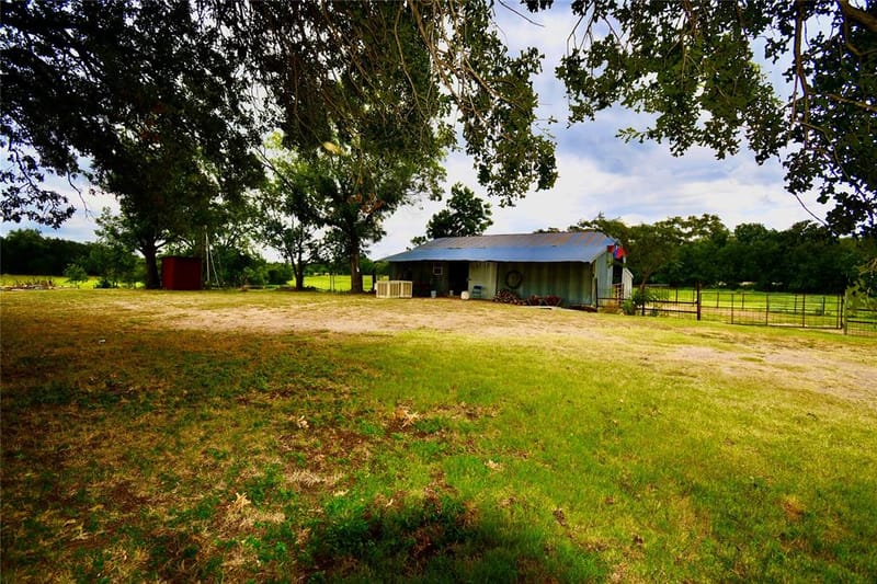 324 County Road 317, Comanche TX 76442 - Photo 28