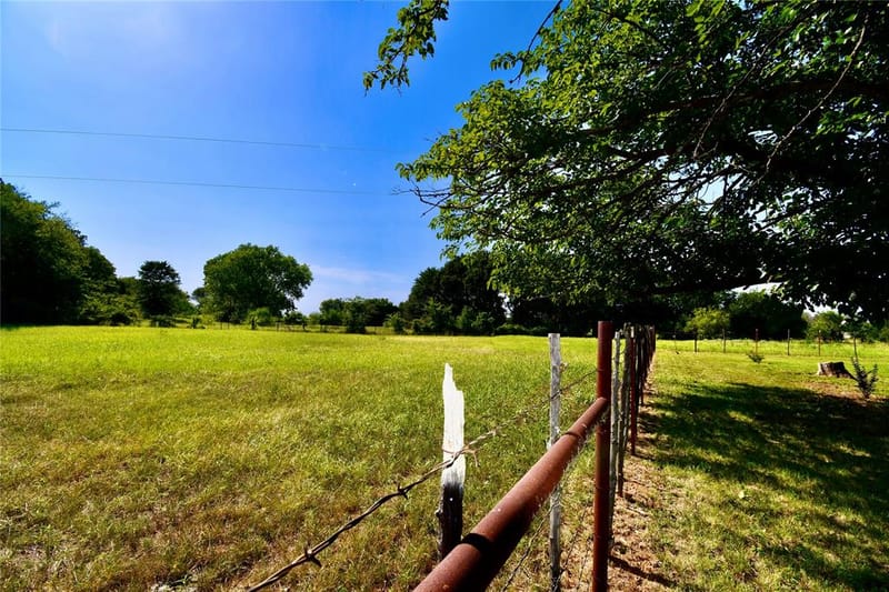 324 County Road 317, Comanche TX 76442 - Photo 10