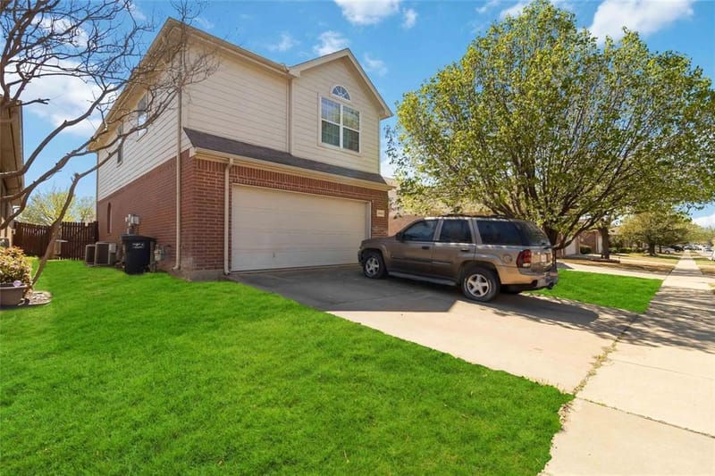 2680 Silver Hill Drive, Fort Worth TX 76131 - Photo 5