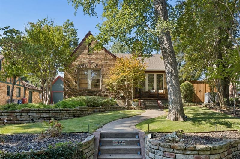 1027 Sarasota Circle, Dallas TX 75223
