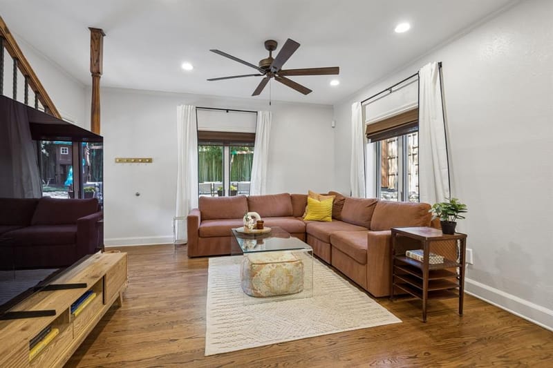 1027 Sarasota Circle, Dallas TX 75223 - Photo 15