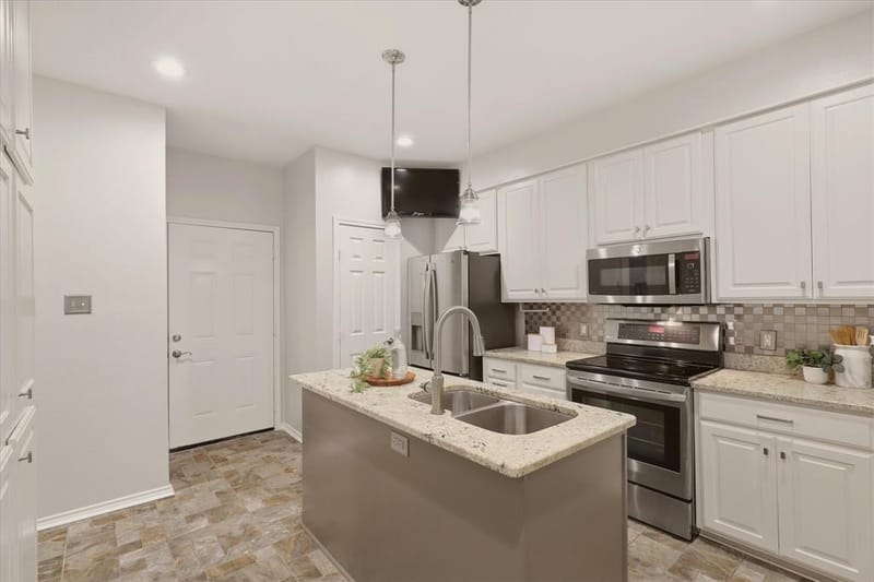 3465 Courtyard Circle, Farmers Branch TX 75234 - Photo 17