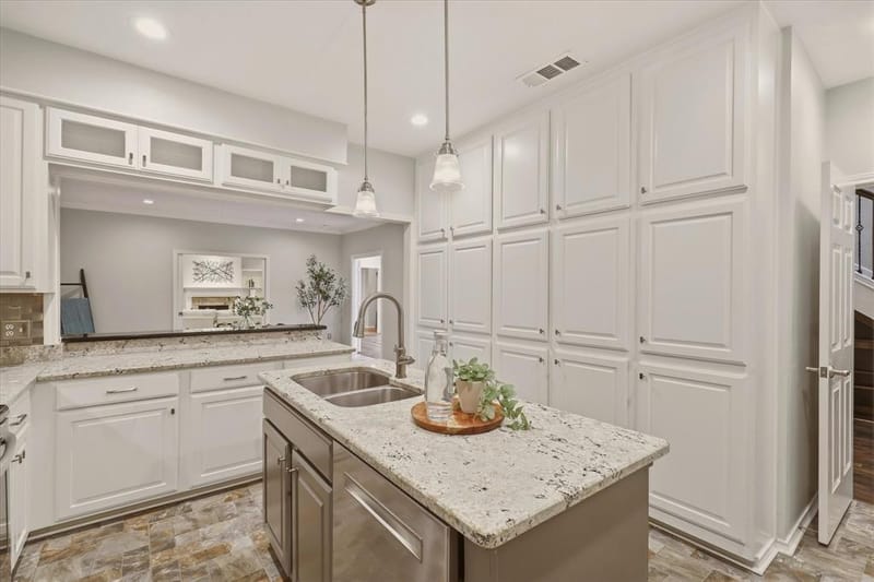 3465 Courtyard Circle, Farmers Branch TX 75234 - Photo 20