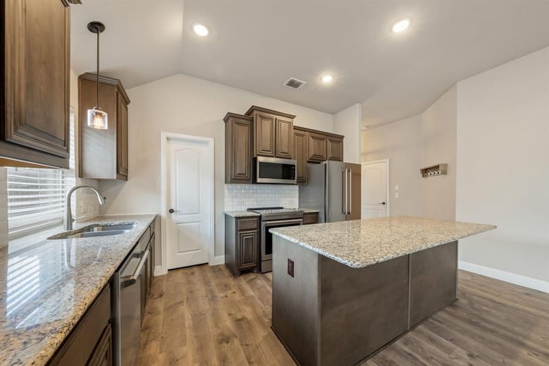 129 Sundance Circle, Waxahachie TX 75165 - Photo 4