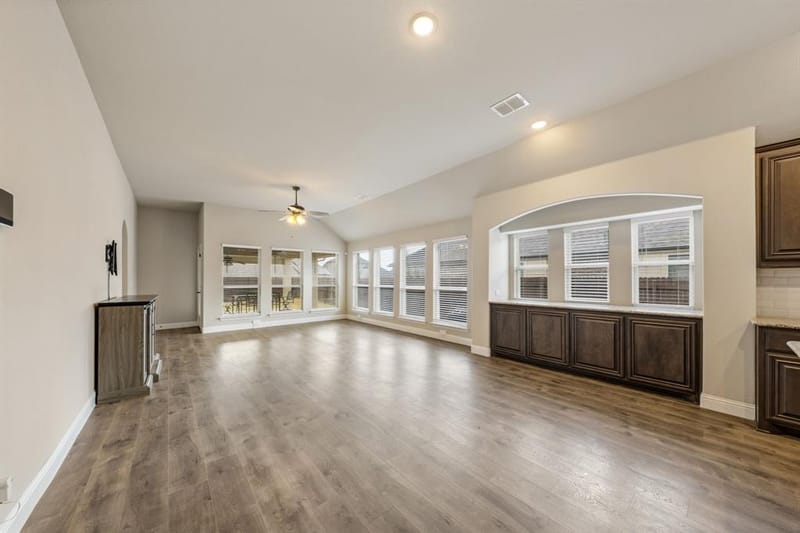 129 Sundance Circle, Waxahachie TX 75165 - Photo 8