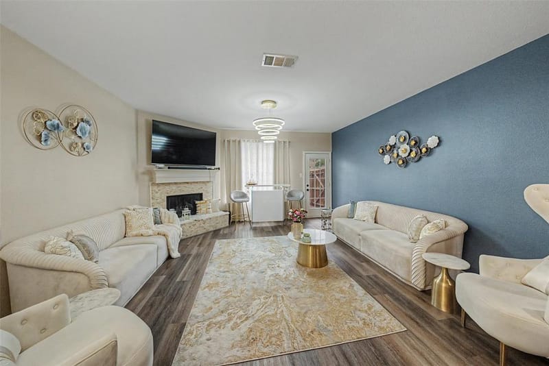 12361 Hawk Creek Drive, Frisco TX 75033 - Photo 9