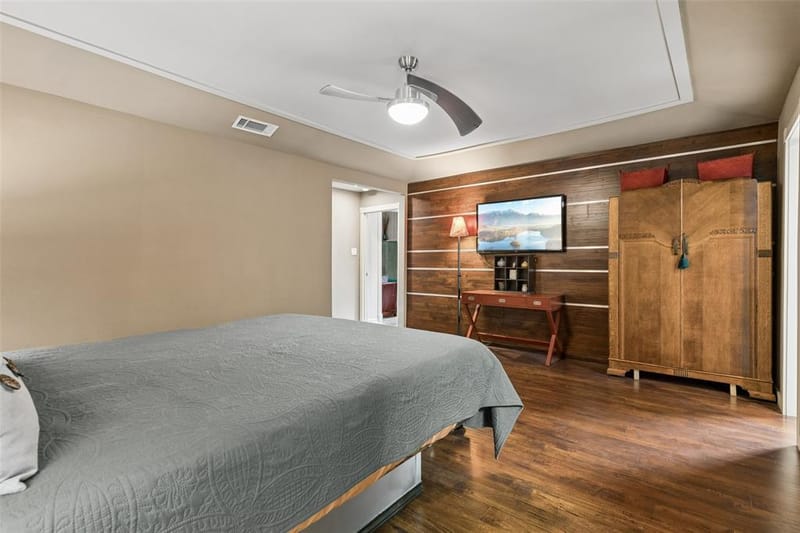 13121 Halwin Circle, Dallas TX 75243 - Photo 18