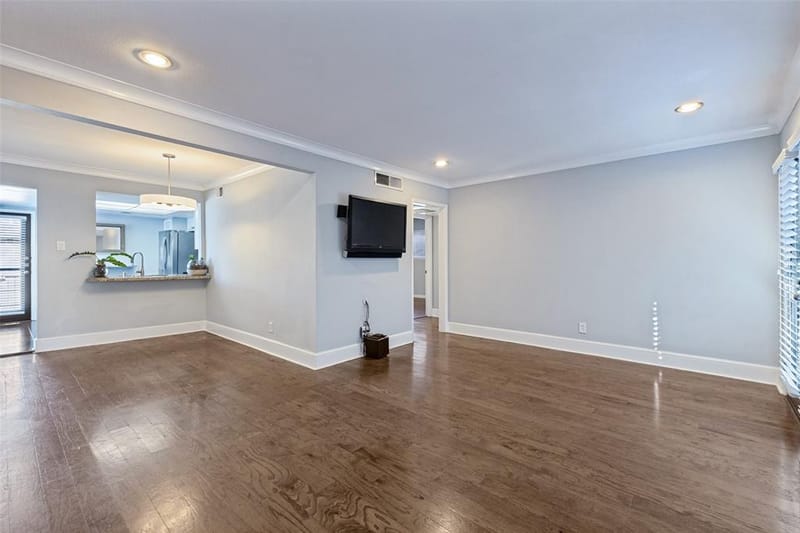 10207 Regal Oaks Drive # 210, Dallas TX 75230 - Photo 3
