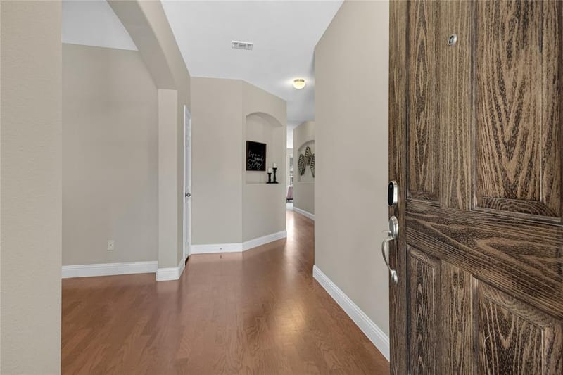 288 Hilltop Drive, Justin TX 76247 - Photo 7