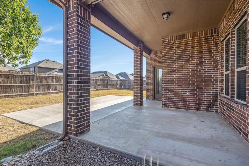 288 Hilltop Drive, Justin TX 76247 - Photo 34