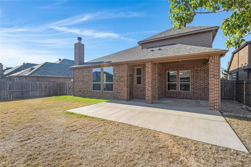288 Hilltop Drive, Justin TX 76247 - Photo 35