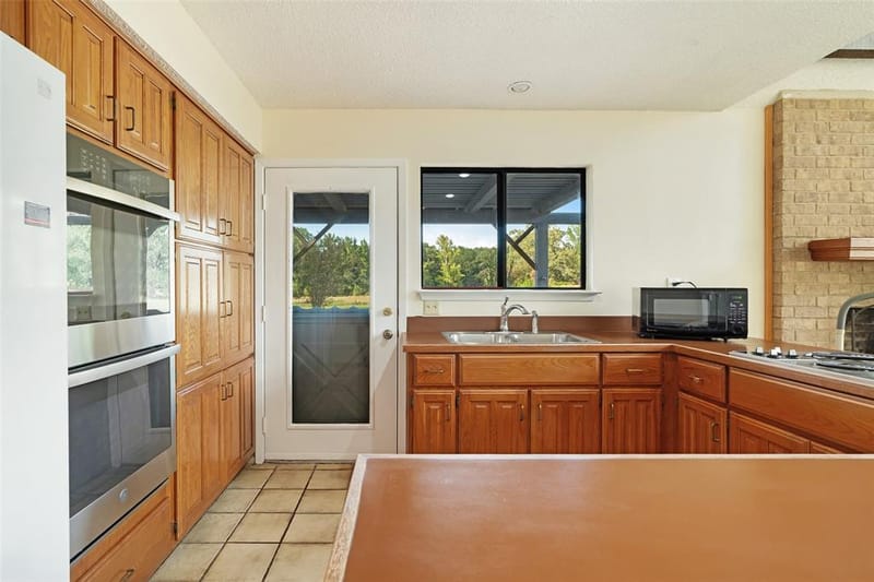 6517 County Road 45600, Blossom TX 75416 - Photo 16