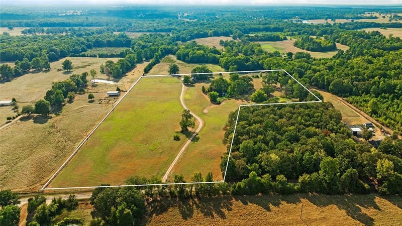 6517 County Road 45600, Blossom TX 75416 - Photo 4