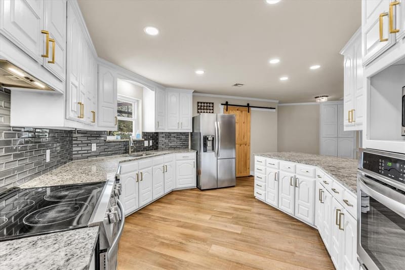 314 Bend Of The Bosque Road, China Spring TX 76633 - Photo 13